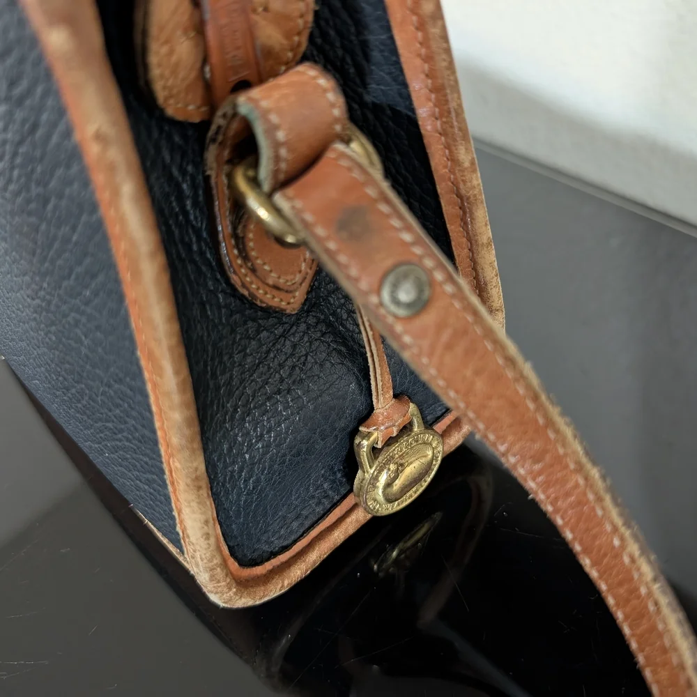 Vintage Dooney Bourke Blue Pebbled All Weather Leather Shoulder Bag Purse - Picture 6 of 12